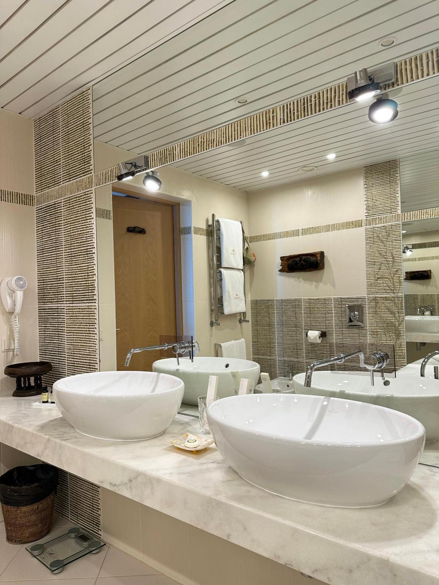 Boutique Hotel Light House ยูร์มาลา ภายนอก รูปภาพ