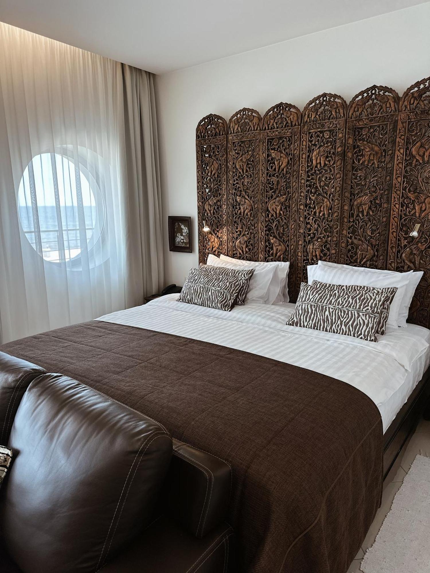 Boutique Hotel Light House ยูร์มาลา ภายนอก รูปภาพ